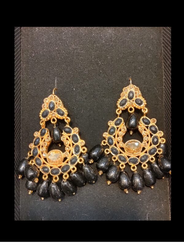 Jet Glamour Earrings