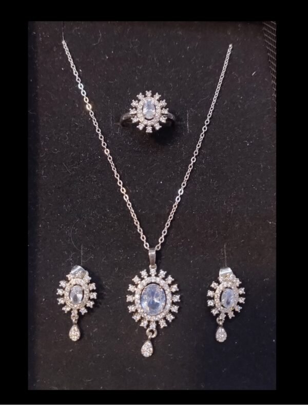 Starlight Oval Set